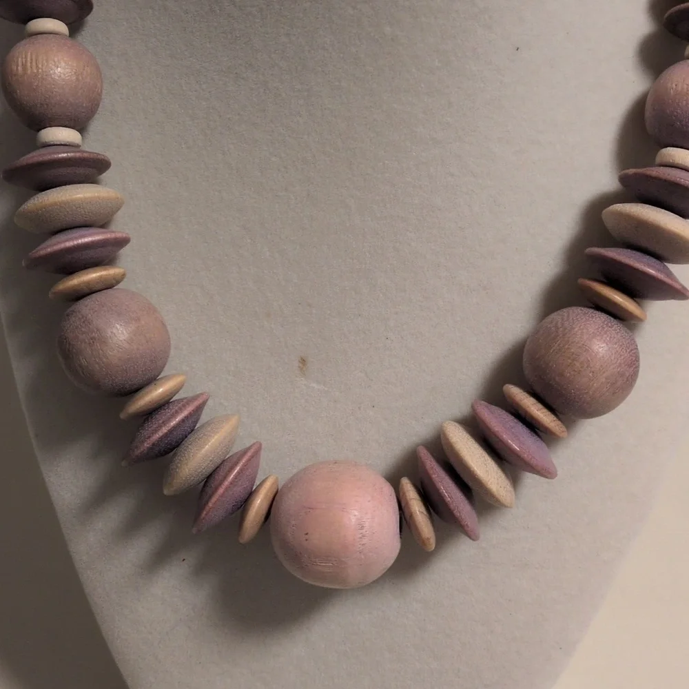 Elegant Purple‎ Pink Tan Wood Beaded Necklace